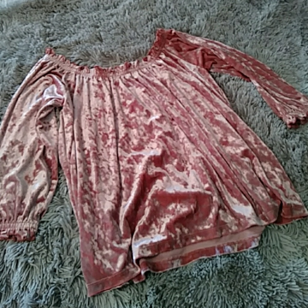 Gap pink velvet off the shoulder top, size small